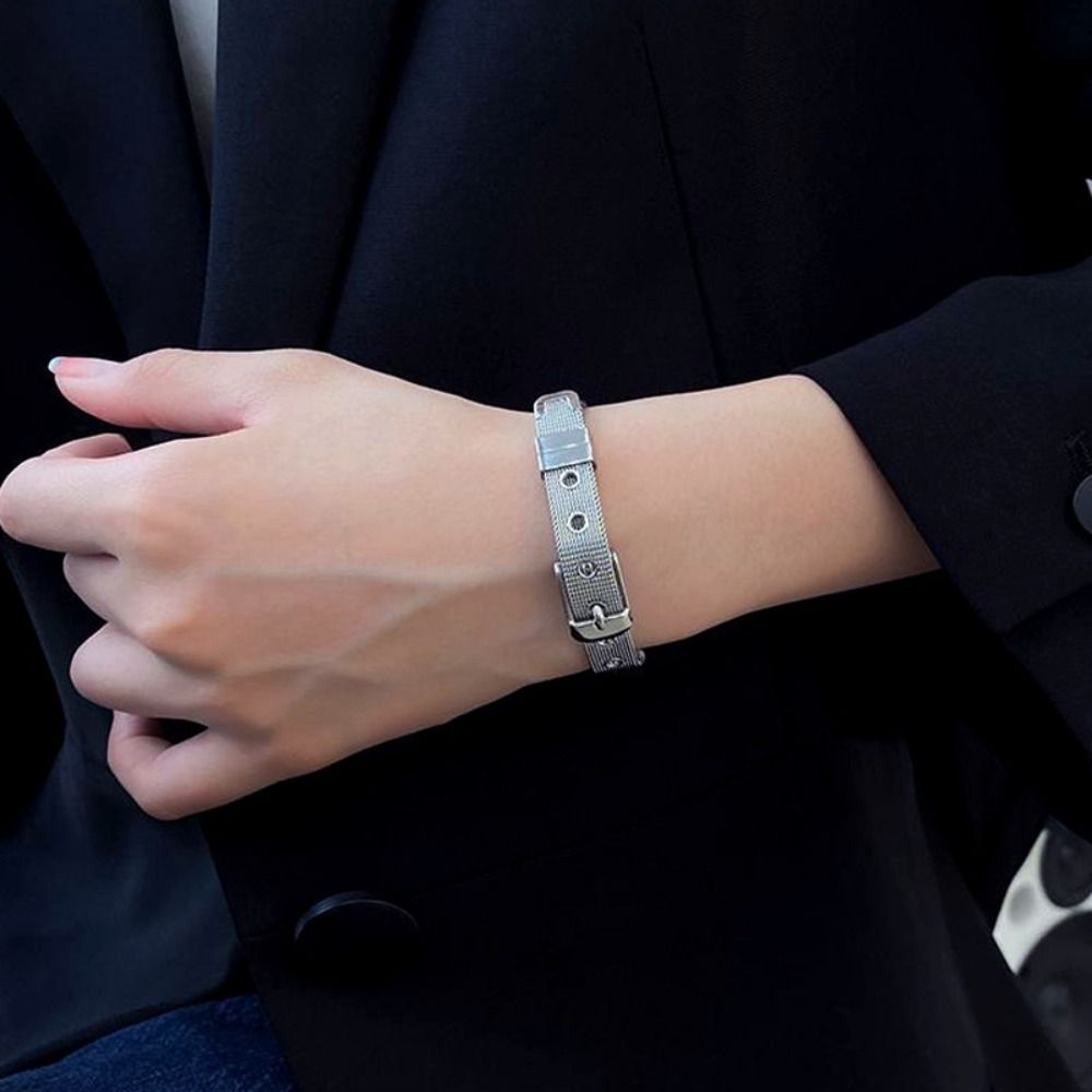 Women'S Accessories To Wear With Watch - سوار يد من التيتانيوم الصلب بتصميم