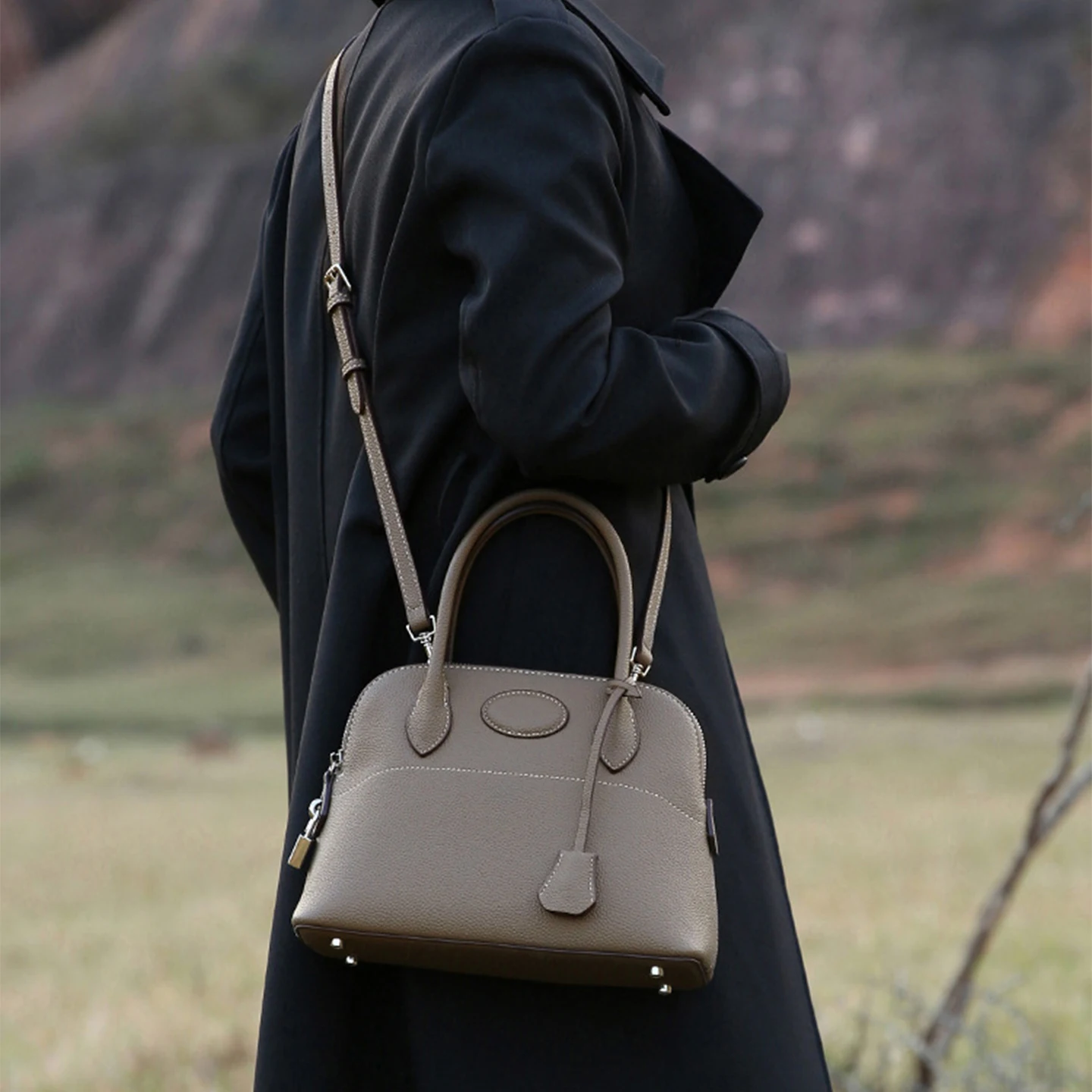 حقيبة يد نسائية جديدة على شكل  - مراجعة Women'S Accessories Handbags وسعره