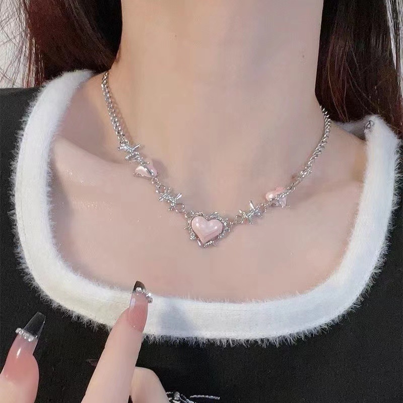 عقد عتيق وردي دبوس مطرز للسيدا - مراجعة Women'S Emo Accessories وسعره